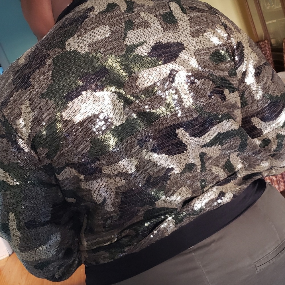 Bomber Jacket - Picture 5 of 6